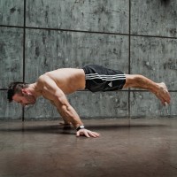 Migliorare la forza con il calisthenics 